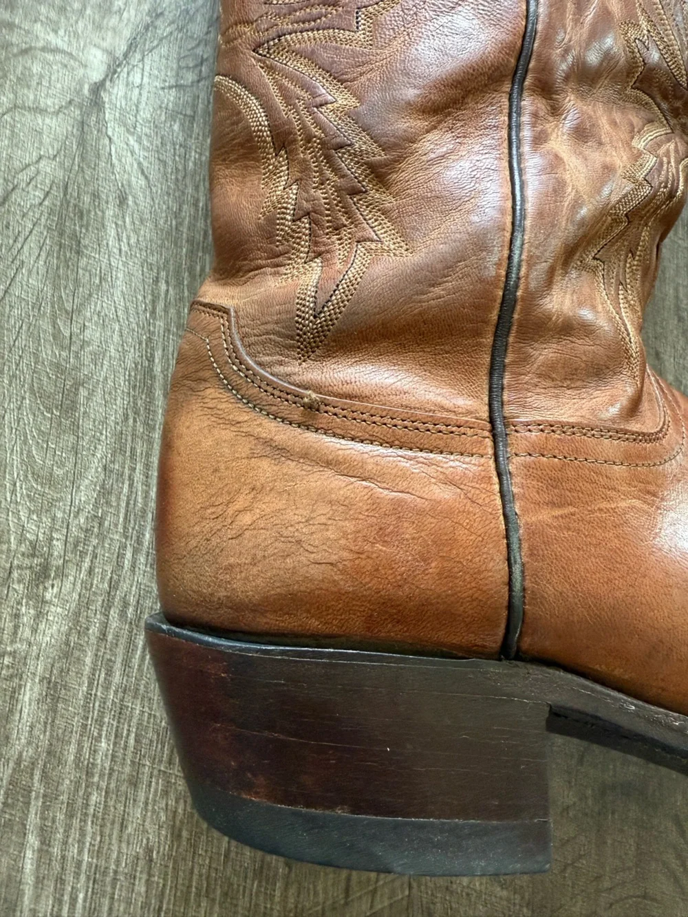 Lucchese 1883 Men's Handmade Burnished Tan Mad Dog Goat Boots Size 12D